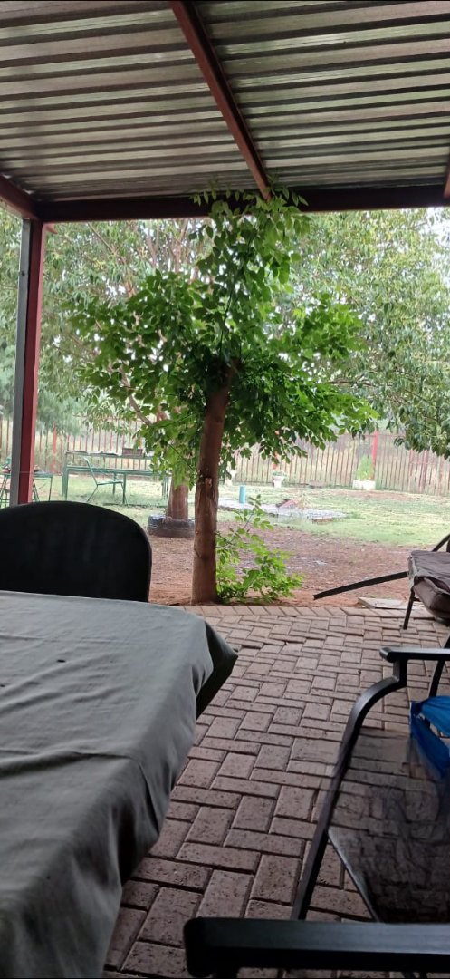 5 Bedroom Property for Sale in Olive Hill Free State